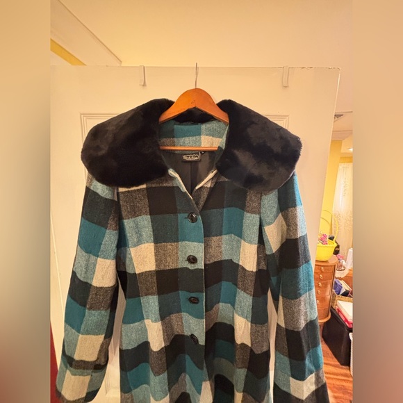 Voodoo Vixen Plaid Coat - Picture 7 of 9